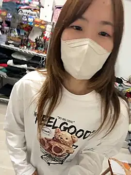 Snapshot of daiyo_kai_Gutara chatting on 10-25-25, 06:43 daiyo kai Gutara online show from 10-25-25, 06:43