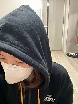 Snapshot of daiyo_kai_Gutara chatting on 10-27-25, 01:04 daiyo kai Gutara online show from 10-27-25, 01:04