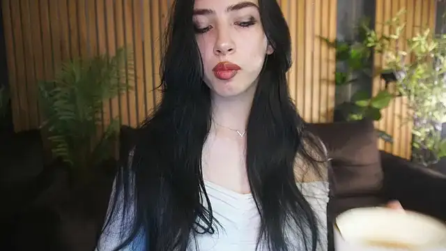 WildKittenX  online show from 09-30-25, 06:07