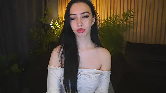 WildKittenX  online show from 10-21-25, 06:03