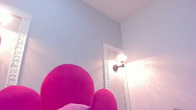 Bonniie 22 online show from 10-15-25, 01:33