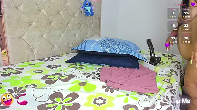 LunaaSweett online show from 01-31-26, 07:11