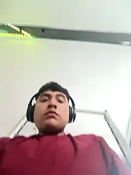 crisssalazar online show from 03-10-25, 01:10