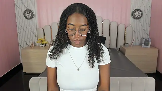 Qeen blackk online show from 01-14-26, 09:20