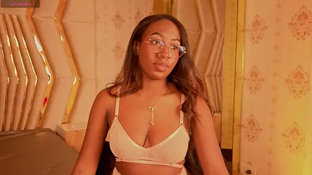 Qeen blackk online show from 02-06-26, 11:52