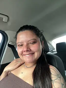 Snapshot of maya-winslow8 chatting on 10-17-25, 03:36 maya-winslow8 online show from 10-17-25, 03:36