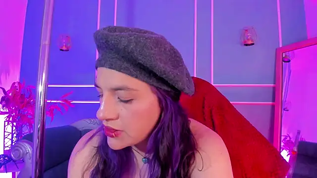 Snapshot of TaraTaylorr chatting on 02-07-26, 03:21 TaraTaylorr online show from 02-07-26, 03:21