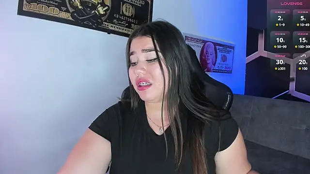 Snapshot of MadissonLee__ chatting on 09-13-25, 07:24 MadissonLee online show from 09-13-25, 07:24