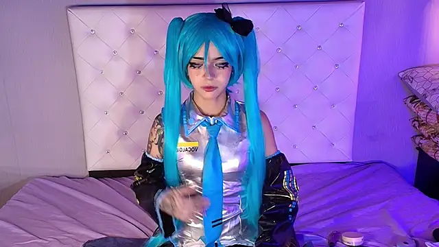 Snapshot of _mollycrystal chatting on 10-17-25, 06:49 mollycrystal online show from 10-17-25, 06:49