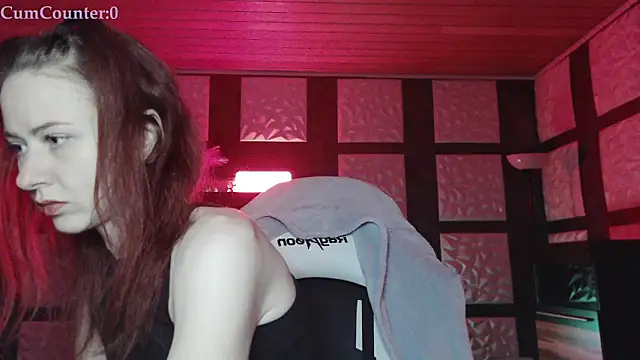 SweetSeraphine online show from 10-18-25, 06:08