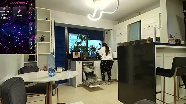 Layla- online show from 12-09-24, 11:36