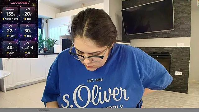 Layla- online show from 02-21-25, 10:50