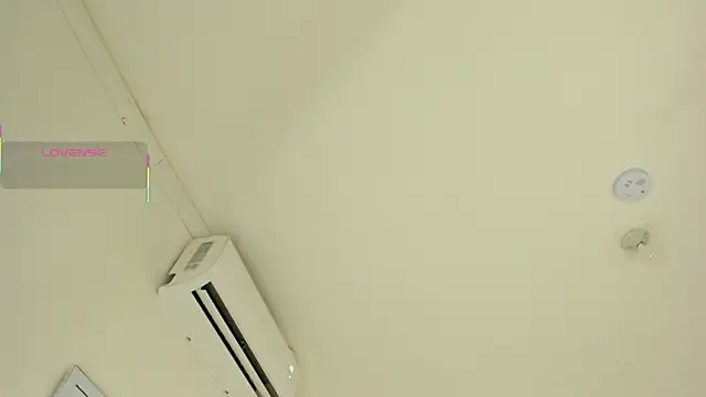 Snapshot of Emilly_wilson_ chatting on 10-18-25, 11:55 Emilly wilson online show from 10-18-25, 11:55