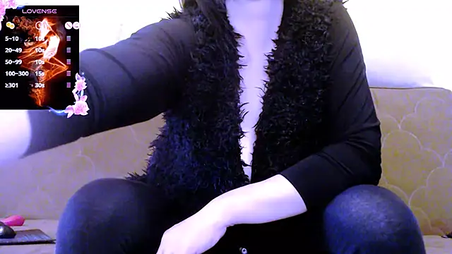 Alina eve online show from 10-06-25, 08:56