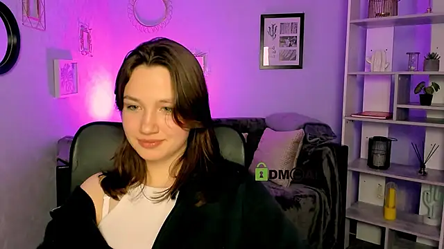 Snapshot of helli_belli chatting on 03-12-25, 11:12 helli belli online show from 03-12-25, 11:12