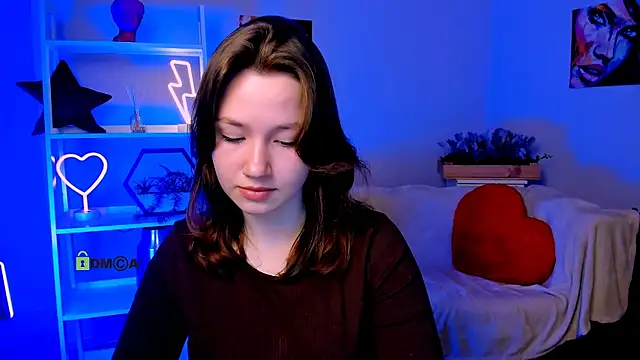 Snapshot of helli_belli chatting on 03-15-25, 08:21 helli belli online show from 03-15-25, 08:21