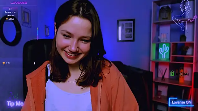 Snapshot of helli_belli chatting on 03-20-25, 01:35 helli belli online show from 03-20-25, 01:35