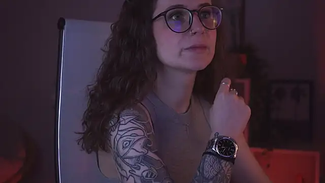 OliviaMcClean online show from 03-21-25, 02:40