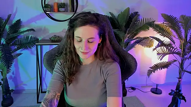 OliviaMcClean online show from 03-22-25, 08:48