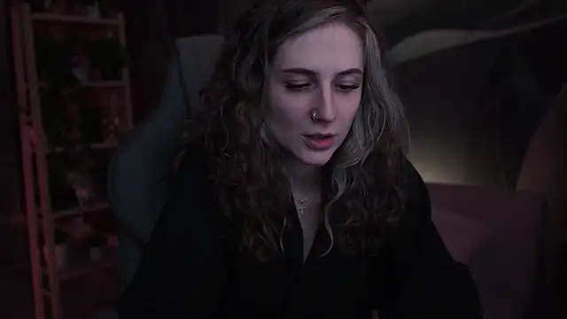 OliviaMcClean online show from 10-29-25, 03:53