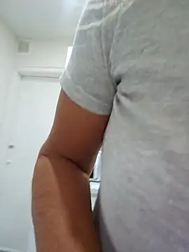 Melody73 online show from 10-01-25, 05:24