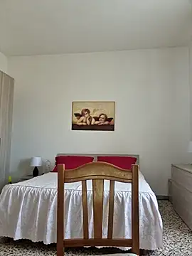 Snapshot of Gattina74 chatting on 09-17-25, 08:27 Gattina74 online show from 09-17-25, 08:27