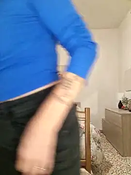 Snapshot of Gattina74 chatting on 10-20-25, 07:14 Gattina74 online show from 10-20-25, 07:14