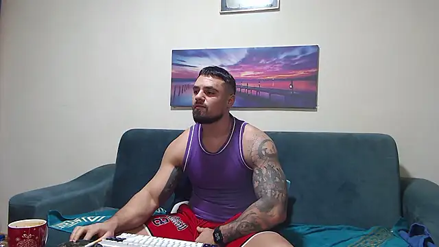 Tiberius hunk online show from 01-10-26, 05:42