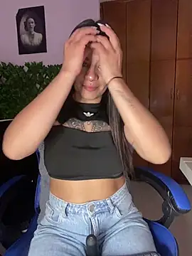 sofia 23x online show from 10-21-25, 02:40