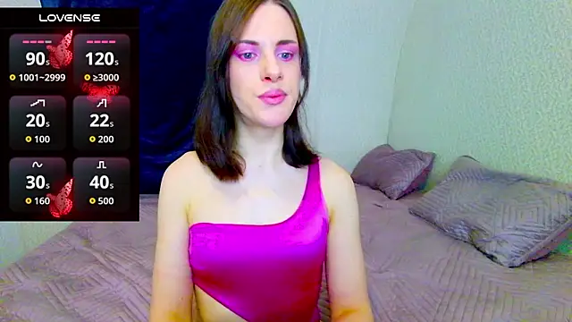 Nicole Redfields online show from 03-19-26, 05:44