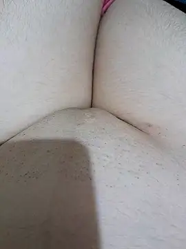 Snapshot of yakot7 chatting on 09-23-25, 10:35 yakot7 online show from 09-23-25, 10:35