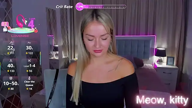 Snapshot of EvaGoddes chatting on 10-20-25, 06:47 EvaGoddes online show from 10-20-25, 06:47