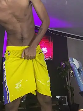 Miguel bigcock online show from 03-05-25, 09:15