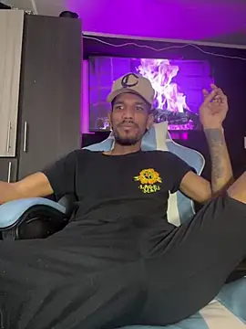 Miguel bigcock online show from 03-11-25, 04:40