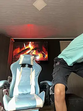 Miguel bigcock online show from 03-22-25, 02:25