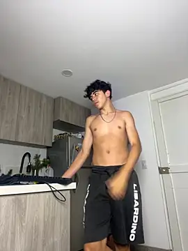 Miguel bigcock online show from 09-18-25, 11:18