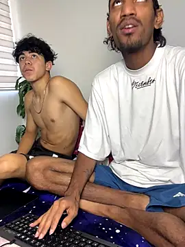 Miguel bigcock online show from 09-21-25, 04:41