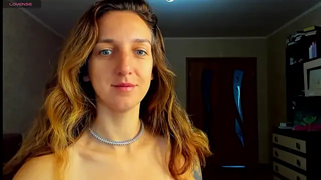 Snapshot of desired_zzoya chatting on 09-21-25, 01:29 desired zzoya online show from 09-21-25, 01:29