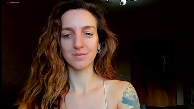 Snapshot of desired_zzoya chatting on 10-28-25, 03:21 desired zzoya online show from 10-28-25, 03:21