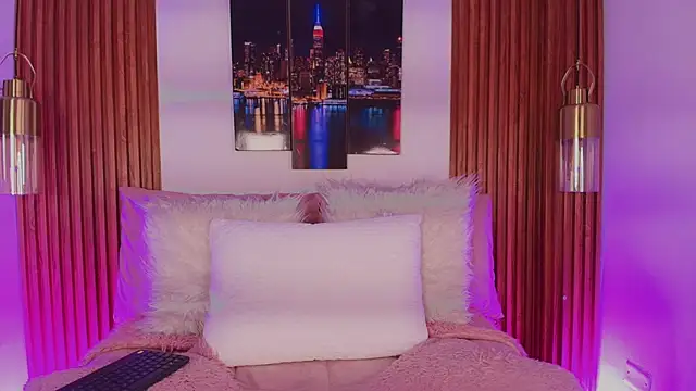 Jonas Rivers online show from 11-19-25, 03:28