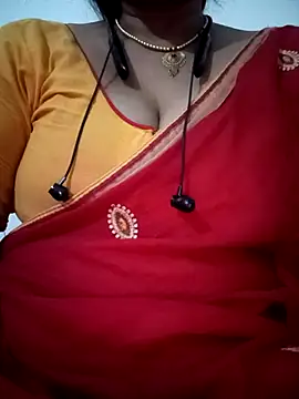 Snapshot of Neha-Bhabhi-Rasily chatting on 10-14-25, 04:19 Neha-Bhabhi-Rasily online show from 10-14-25, 04:19