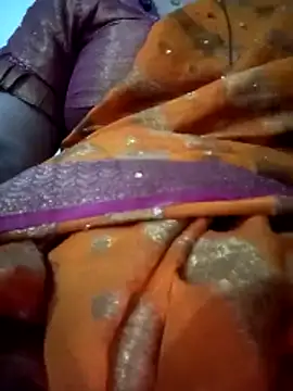 Snapshot of Neha-Bhabhi-Rasily chatting on 11-09-25, 04:16 Neha-Bhabhi-Rasily online show from 11-09-25, 04:16