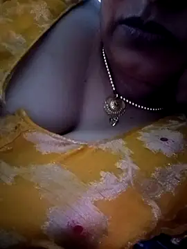 Snapshot of Neha-Bhabhi-Rasily chatting on 11-20-25, 10:37 Neha-Bhabhi-Rasily online show from 11-20-25, 10:37