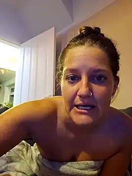 Pleasing-Chloe49 online show from 03-20-25, 11:23