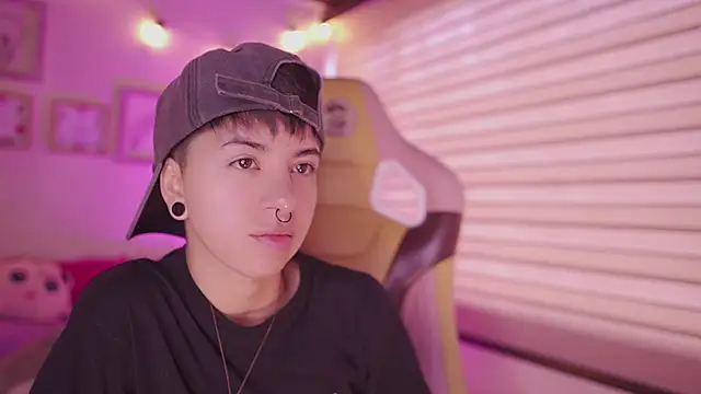 tommy blue online show from 04-08-26, 12:49