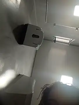 Snapshot of viviksmel chatting on 10-08-25, 04:26 viviksmel online show from 10-08-25, 04:26