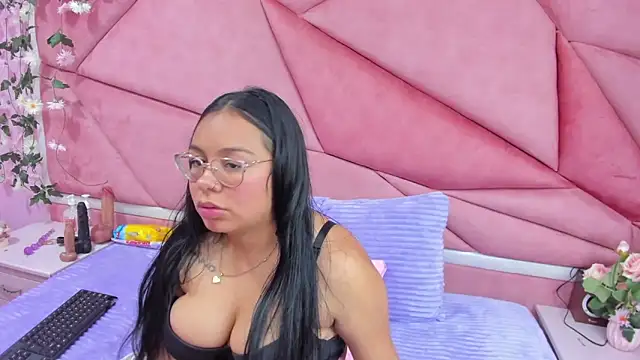  Violeta 18 online show from 09-20-25, 03:51