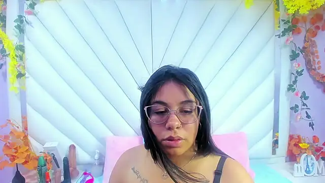  Violeta 18 online show from 11-14-25, 03:05