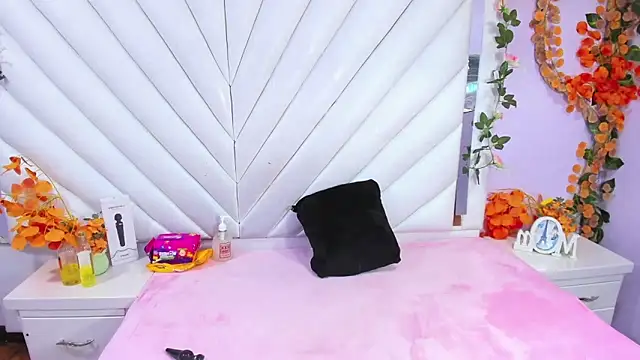  Violeta 18 online show from 12-14-25, 03:23