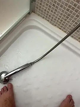 Snapshot of ategurl192 chatting on 10-08-25, 04:04 ategurl192 online show from 10-08-25, 04:04